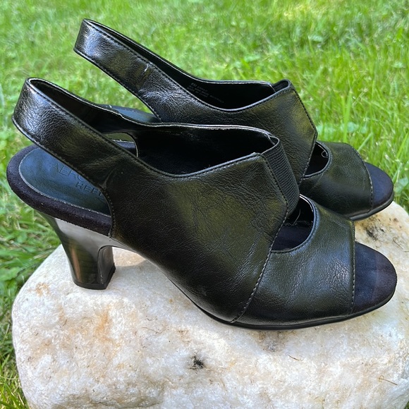 Aerosoles heelrest - Picture 2 of 6